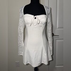 Brand New Windsor White Lace Sleeve Dress Size Small